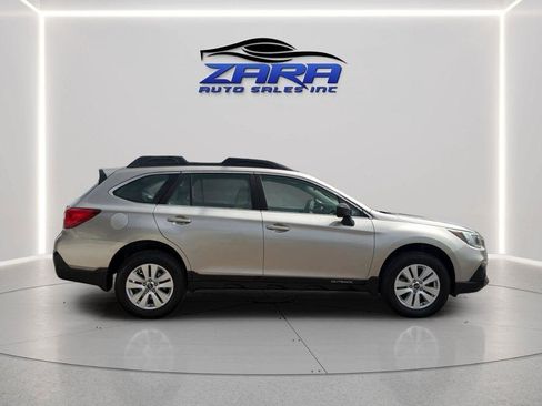 Used 2018 Subaru Outback 2.5i AWD/4WD image 8