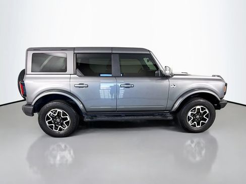 Used 2022 Ford Bronco Outer Banks AWD/4WD image 8