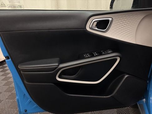 Certified 2023 Kia Soul GT-Line image 10