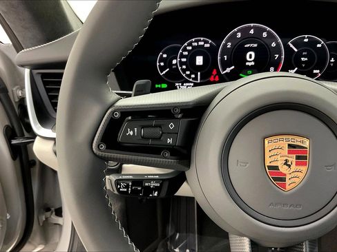 Used 2026 Porsche 911 Carrera GTS RWD image 10