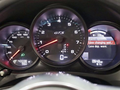 Used 2018 Porsche Macan GTS image 16