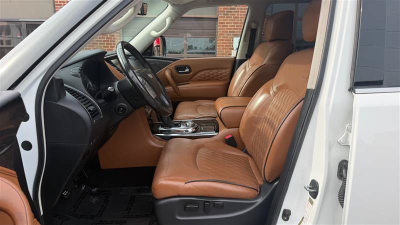 Used 2018 INFINITI QX80 4WD w/ Deluxe Technology Package image 24