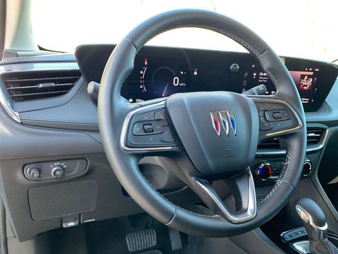 Used 2025 Buick Encore GX Preferred image 32