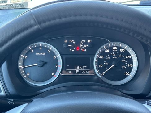 Used 2015 Nissan Sentra SV image 22