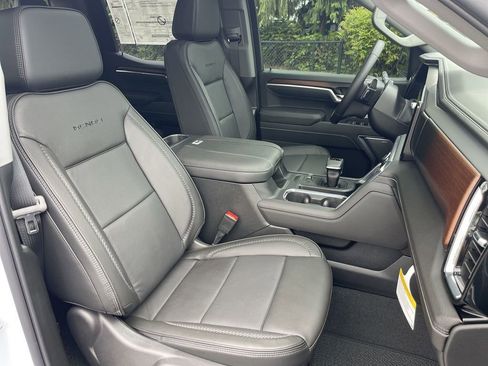 New 2026 GMC Sierra 1500 Denali AWD/4WD image 29