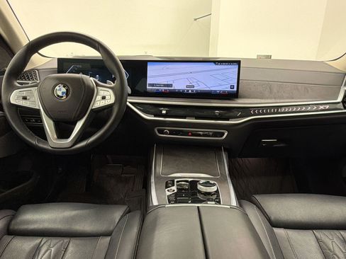 Used 2024 BMW X7 xDrive40i w/ Executive Package AWD/4WD image 14