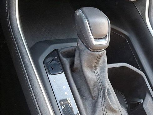 Certified 2025 Toyota Grand Highlander Platinum image 16