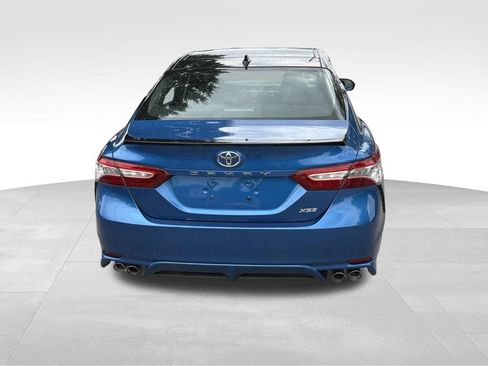 Used 2020 Toyota Camry XSE FWD image 8