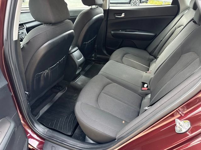 Used 2018 Kia Optima LX FWD image 14