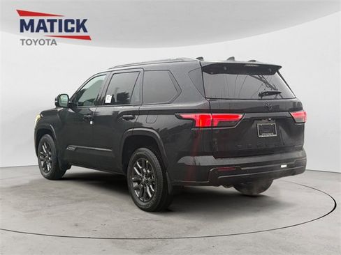 New 2026 Toyota Sequoia Platinum image 5