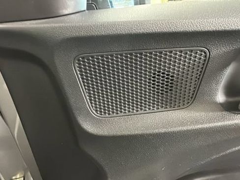 Certified 2023 Hyundai Venue SEL FWD image 29