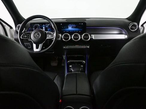 Certified 2022 Mercedes-Benz GLB 250 4MATIC image 17