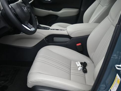 Used 2026 Honda HR-V EX-L image 15
