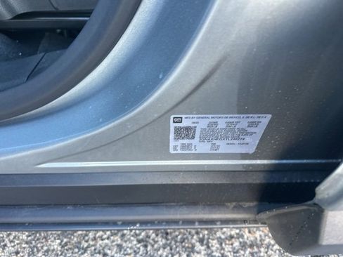 New 2026 Chevrolet Equinox LT image 36