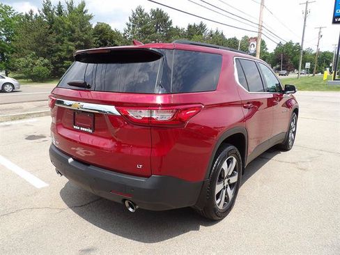 Certified 2019 Chevrolet Traverse LT w/ LT Premium Package AWD/4WD image 5