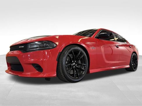 Used 2018 Dodge Charger R/T image 11