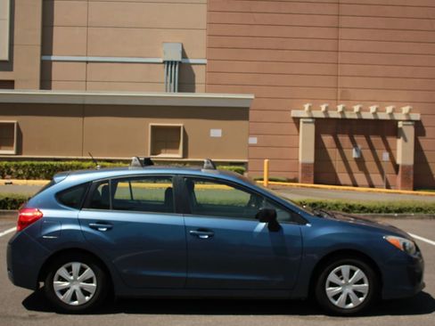 Used 2013 Subaru Impreza 2.0i AWD/4WD image 8
