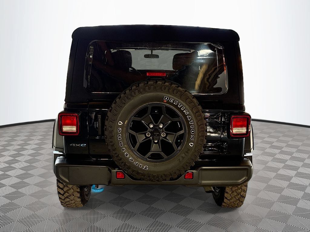 Certified 2023 Jeep Wrangler Unlimited AWD/4WD image 7
