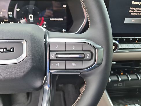 New 2026 GMC Canyon Denali image 34