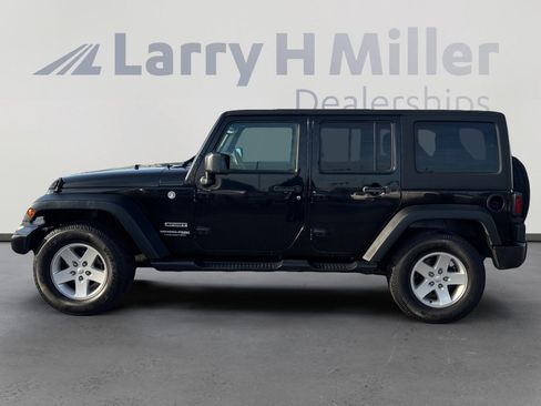 Used 2018 Jeep Wrangler Unlimited Sport S image 2