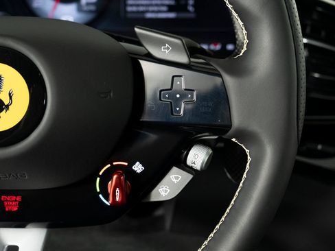 Used 2025 Ferrari Purosangue AWD/4WD image 23
