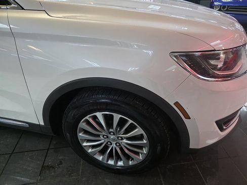 Used 2018 Lincoln MKX Select w/ Select Plus Package image 10