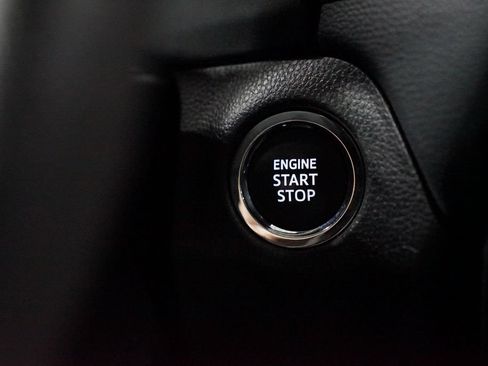 Certified 2025 Toyota RAV4 XLE FWD image 23