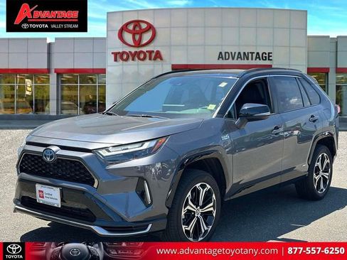 Certified 2024 Toyota RAV4 XSE w/ Weather Package AWD/4WD image 4