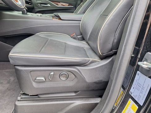 Certified 2023 Cadillac Escalade Premium Luxury image 33