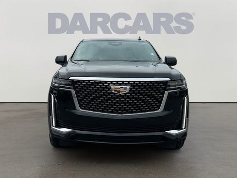 Used 2023 Cadillac Escalade ESV Premium Luxury image 2