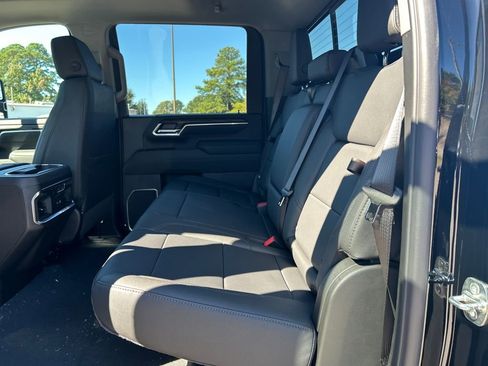 New 2026 GMC Sierra 2500 SLT w/ SLT Convenience Package image 23