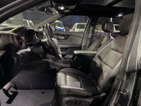 Used 2024 Chevrolet Blazer RS w/ Enhanced Convenience Package image 18