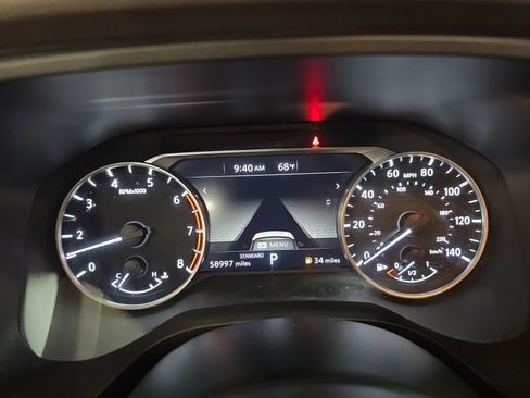 Used 2023 Nissan Rogue SV image 18