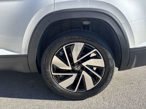 New 2026 Volkswagen Atlas SE image 34