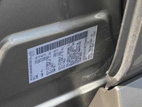 Used 2025 Nissan Rogue SV FWD image 31
