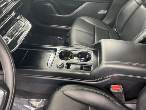 Certified 2023 Lincoln Corsair AWD w/ Equipment Group 101A image 17