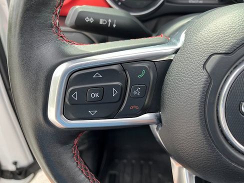 Used 2019 Jeep Wrangler Unlimited Rubicon AWD/4WD image 13
