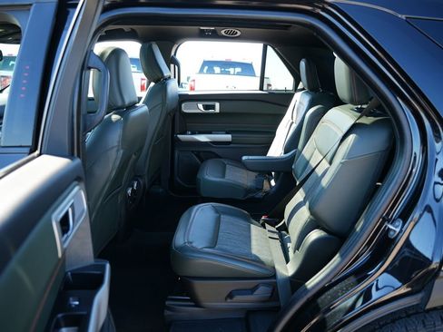 Used 2023 Ford Explorer Timberline w/ Timberline Technology Package image 24