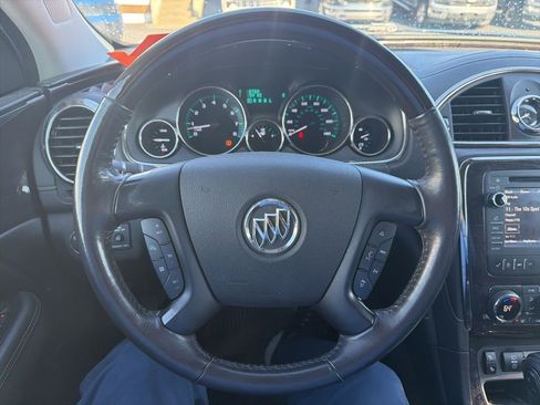 Used 2017 Buick Enclave Leather image 9