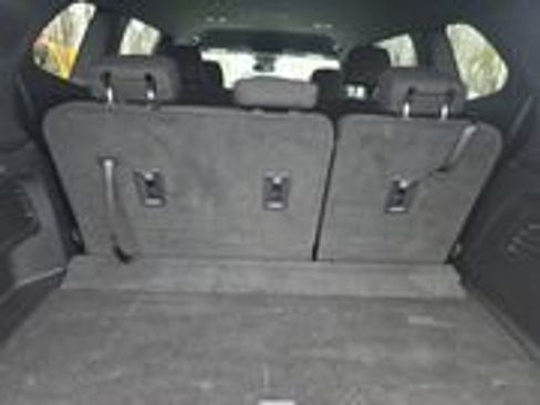 Used 2025 GMC Acadia Elevation image 6