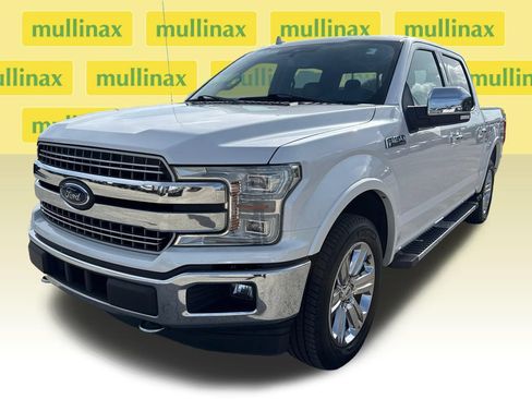 Used 2018 Ford F150 Lariat w/ Equipment Group 502A Luxury AWD/4WD image 11