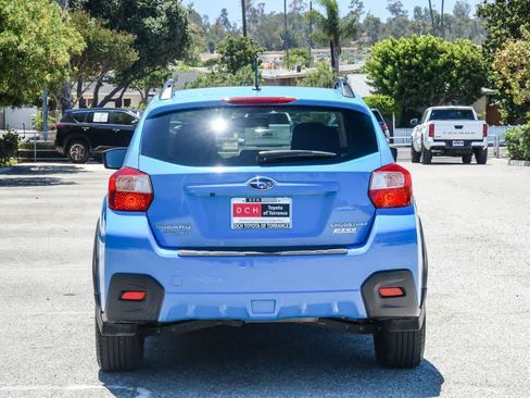 Used 2017 Subaru Crosstrek 2.0i Premium w/ Moonroof Package AWD/4WD image 8