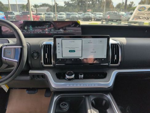 New 2025 Ford Expedition Tremor image 16