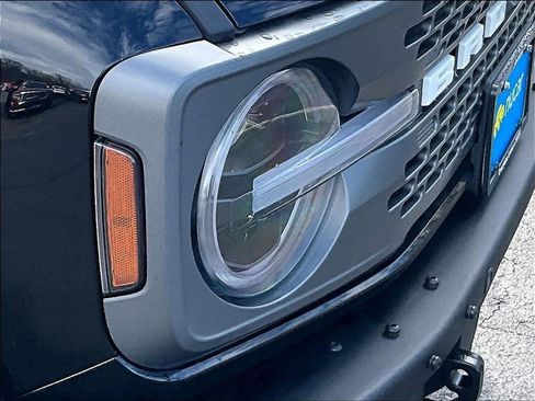 Used 2025 Ford Bronco Badlands AWD/4WD image 32