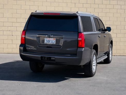 Used 2015 Chevrolet Suburban LT AWD/4WD image 3