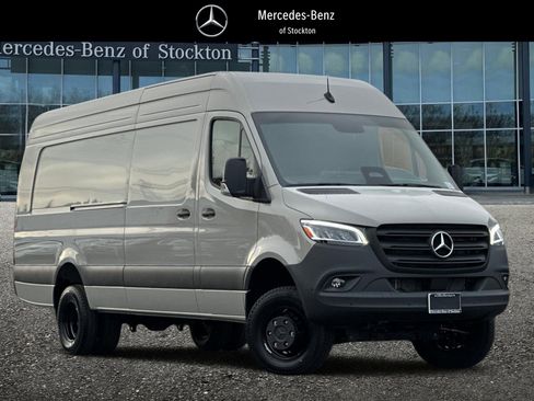 New 2026 Mercedes-Benz Sprinter 3500 image 1