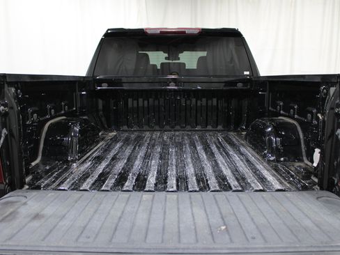 Used 2022 Chevrolet Silverado 1500 Custom image 30