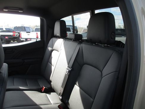 Used 2024 Chevrolet Colorado Trail Boss w/ Advanced Trailering Package image 20