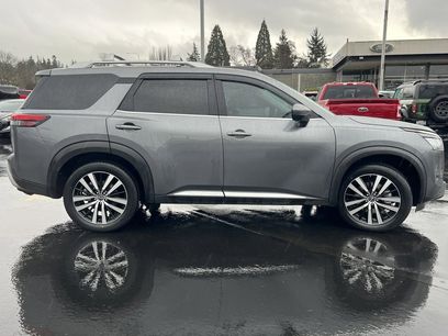 Used 2023 Nissan Pathfinder Platinum