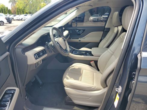 Certified 2023 Lincoln Aviator Reserve w/ Equipment Group 201A AWD/4WD image 12